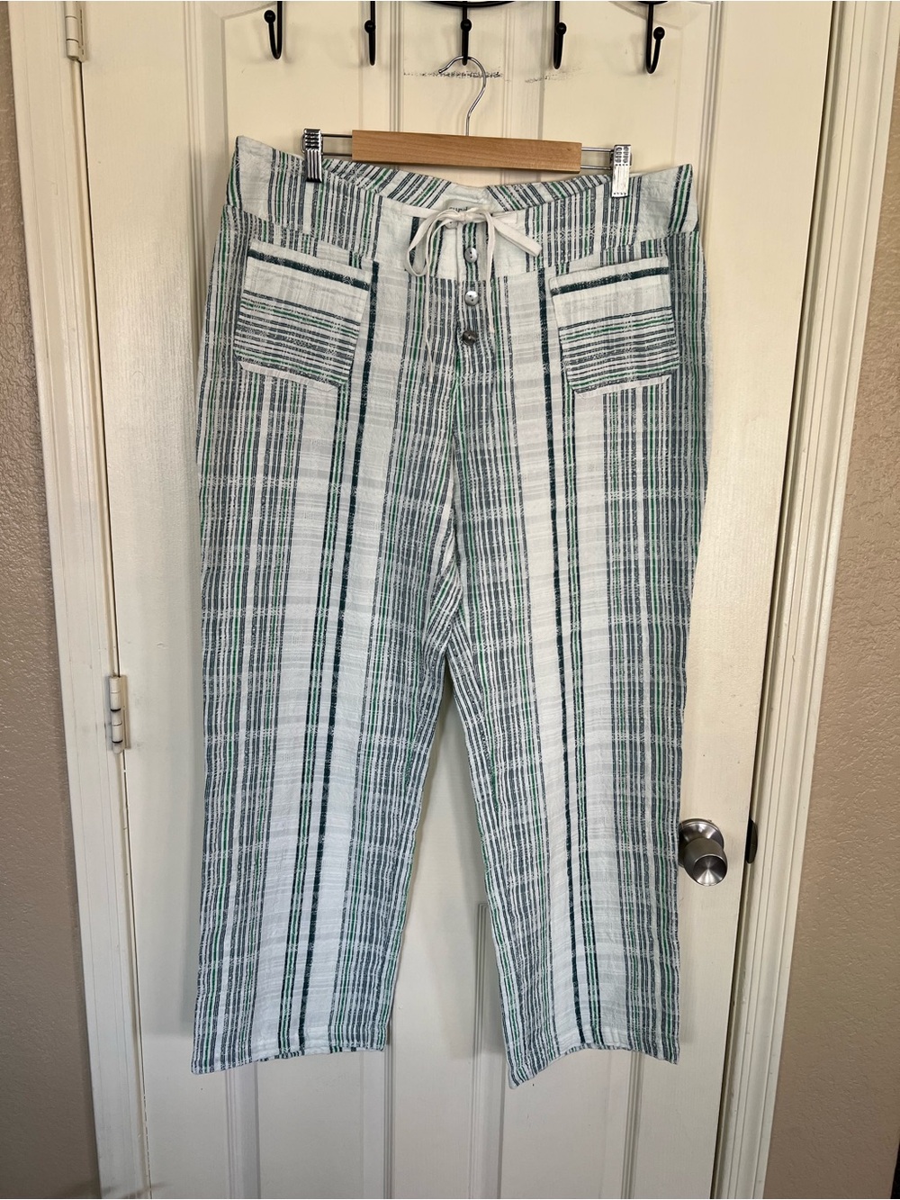 Sundance White & Green Striped Drawstring Straight Leg Pants